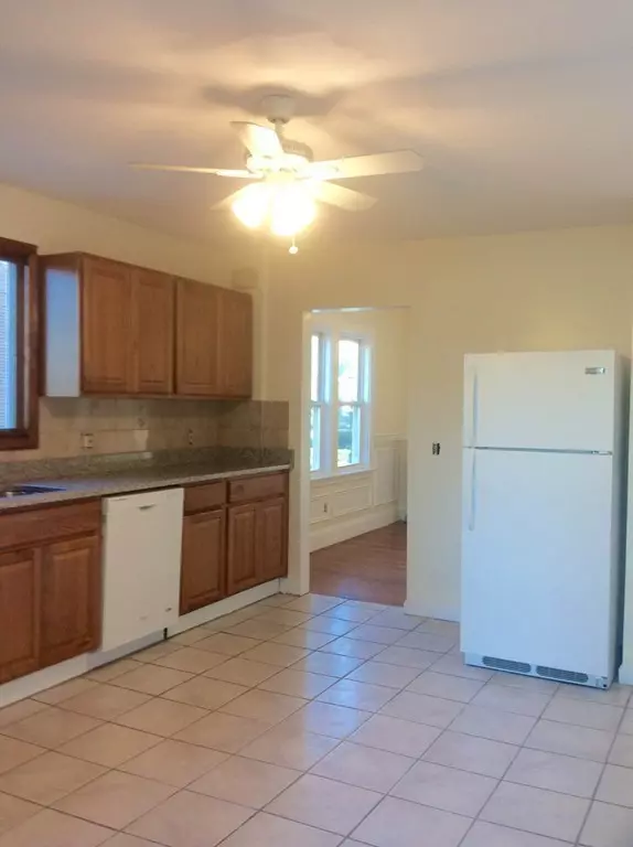 Belmont, MA 02478,61-63 Bartlett Ave #61