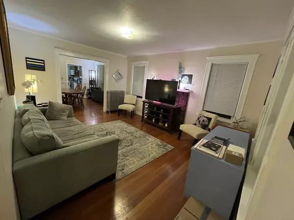 Belmont, MA 02478,61-63 Bartlett Ave #61