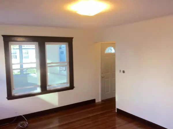 Belmont, MA 02478,61-63 Bartlett Ave #61