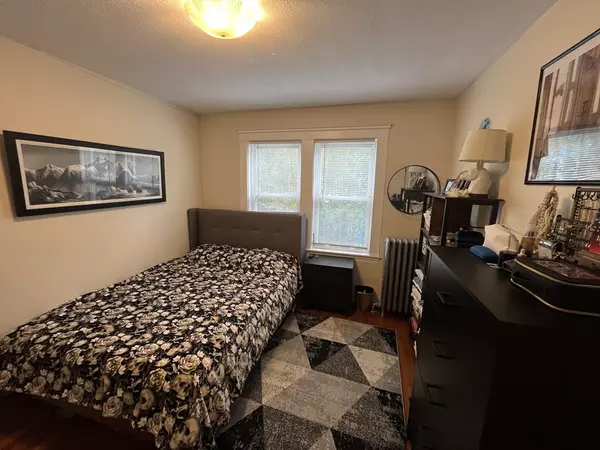 Belmont, MA 02478,61-63 Bartlett Ave #61