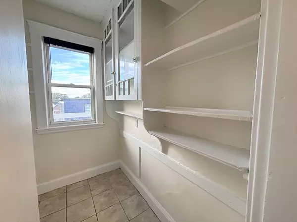 Boston, MA 02124,79 Ballou Ave #3