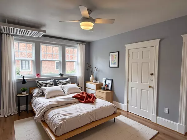 Brookline, MA 02446,36 Saint Paul St #B