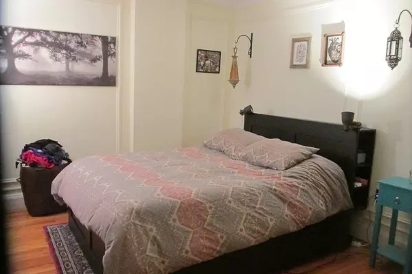 Brookline, MA 02446,1450 Beacon #401