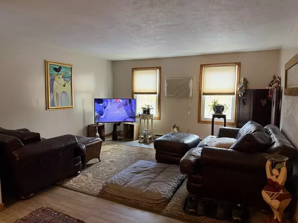 Southbridge, MA 01550,325 Ashland Avenue #10