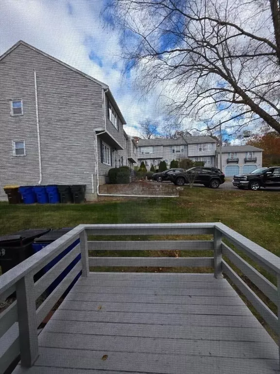 Fall River, MA 02720,120 Terri Marie Way #5-13