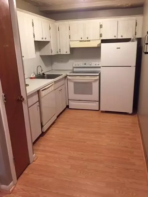 Canton, MA 02021,55 Will Dr #154