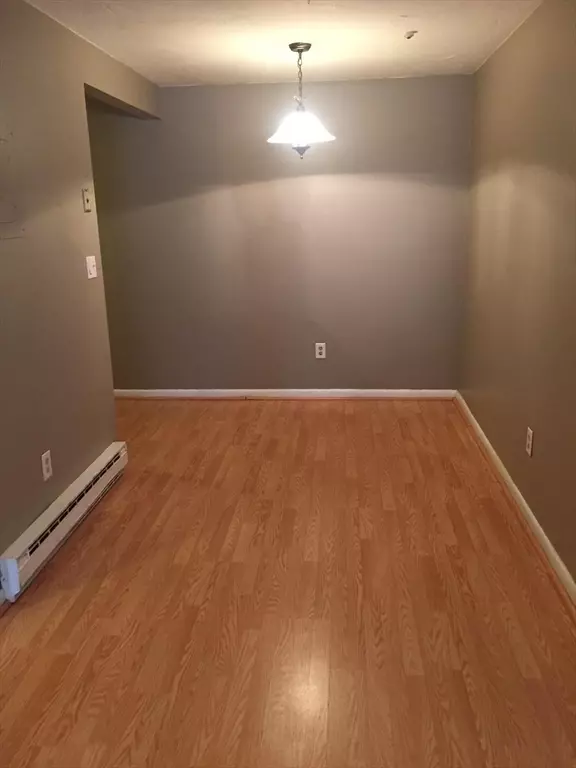 Canton, MA 02021,55 Will Dr #154