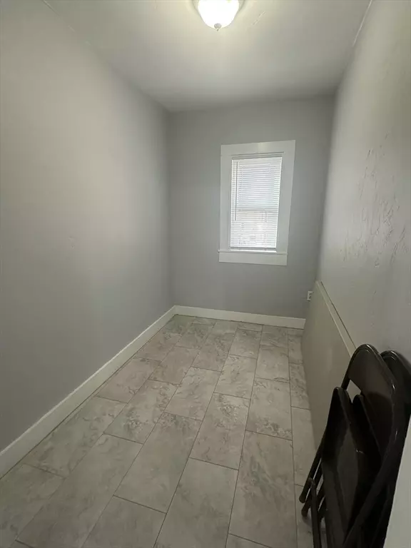 Malden, MA 02148,31 Laurel #2