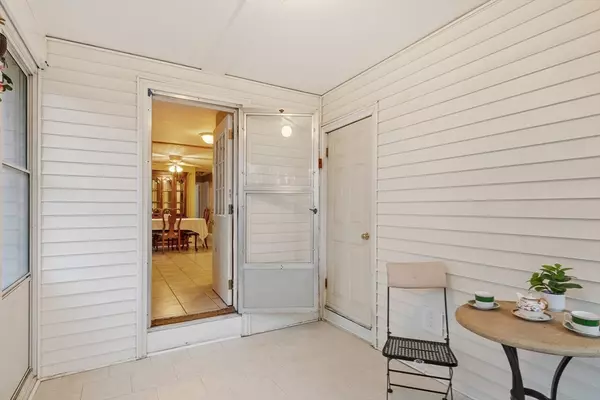 Worcester, MA 01606,14 Mary Ann Drive