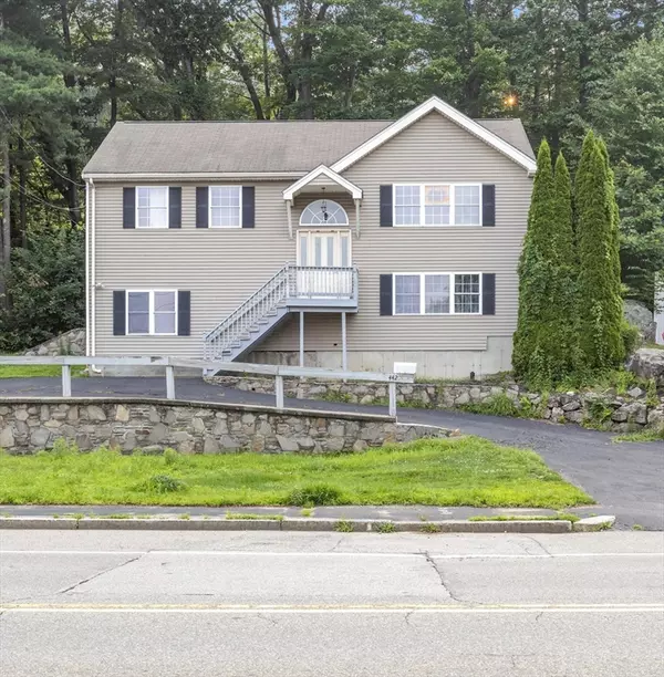 442 Lake Ave, Worcester, MA 01604