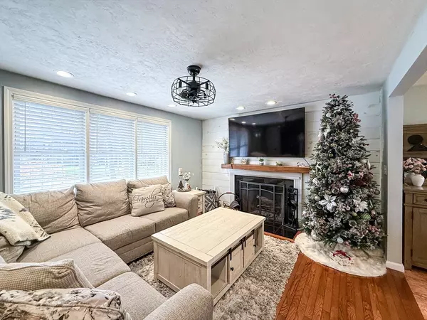 Milford, MA 01757,2 Larson Rd