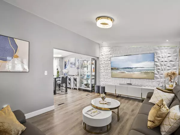 Fall River, MA 02721,871 Norman St