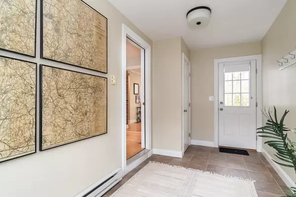 Natick, MA 01760,4 Willow St