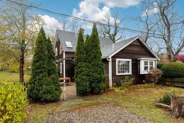 Brewster, MA 02631,3904 Main St