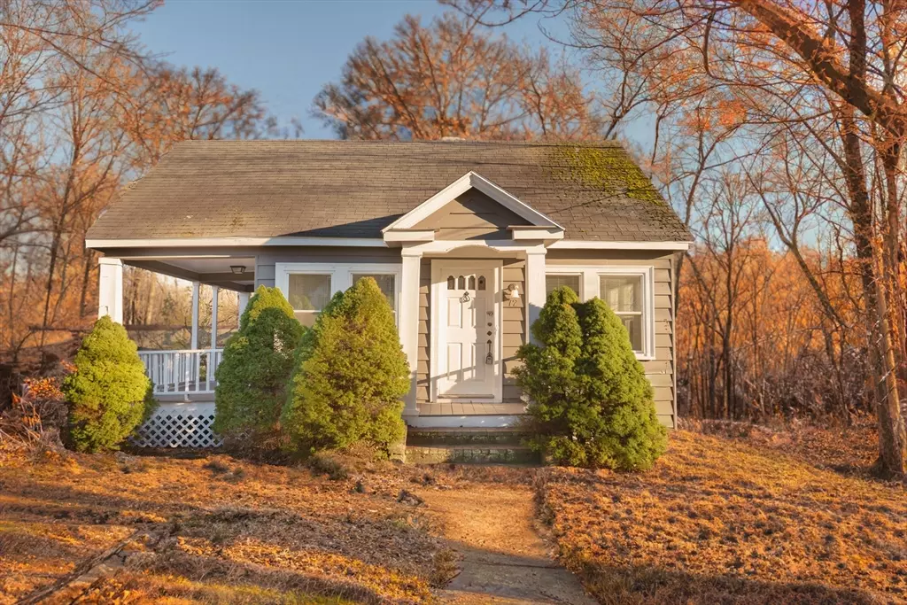 Ashland, MA 01721,72 Pond St