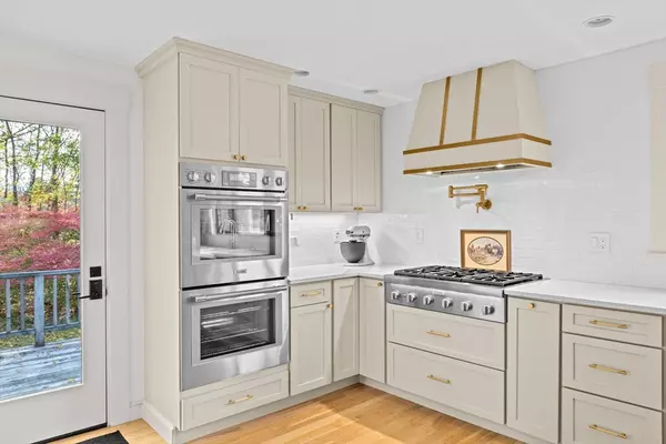 Norwell, MA 02061,348 Main Street