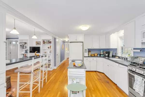 Boston, MA 02132,76 Potomac Street