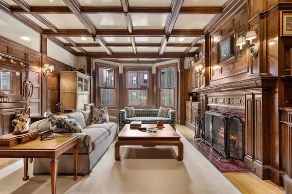 Boston, MA 02116,357-359 Beacon St #2