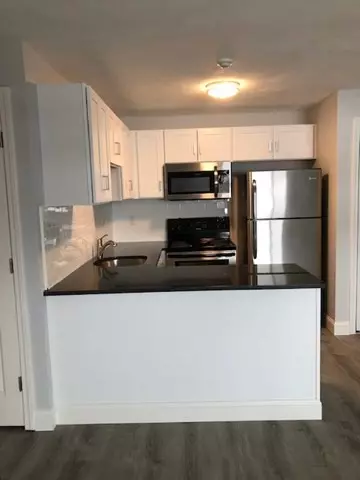 North Attleboro, MA 02760,212 Fisher #B-9