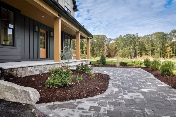 Hopkinton, MA 01748,1 Emerald Drive