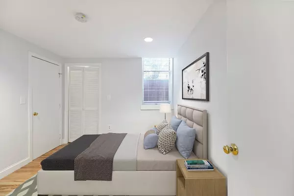 Brookline, MA 02445,1763 Beacon Street #A