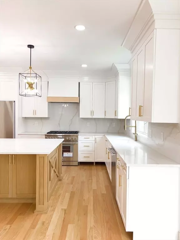 Bolton, MA 01740,1 Sanders Lane