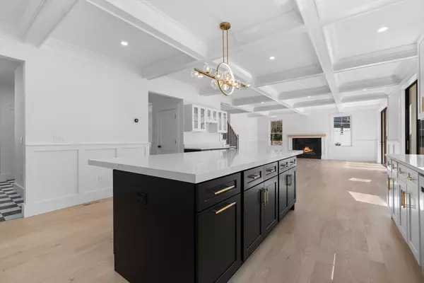 Bolton, MA 01740,6 Sanders Lane