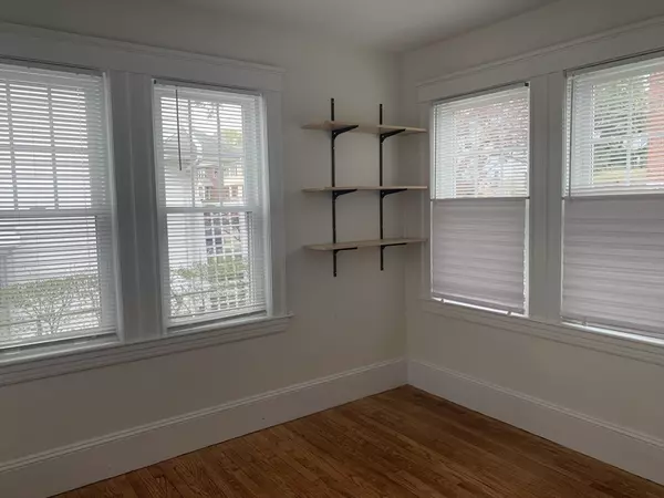 Belmont, MA 02478,31 Clyde #31