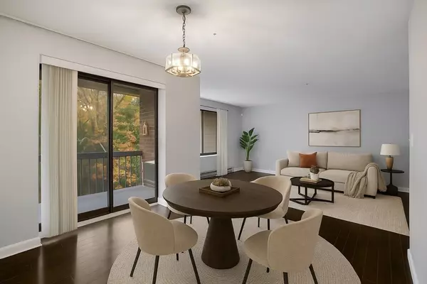 Weymouth, MA 02189,14 Old Stone Way #11