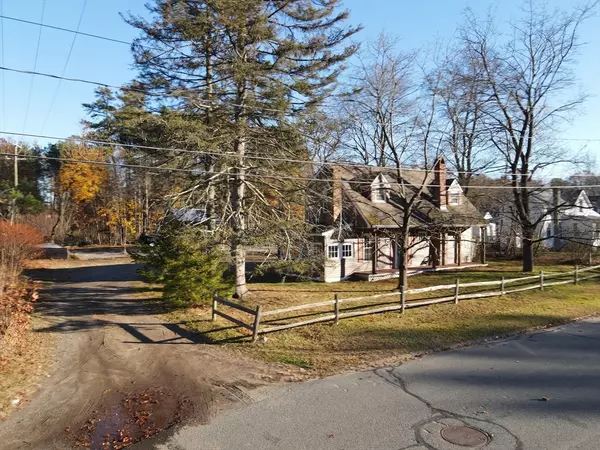 Greenfield, MA 01301,130 Laurel St