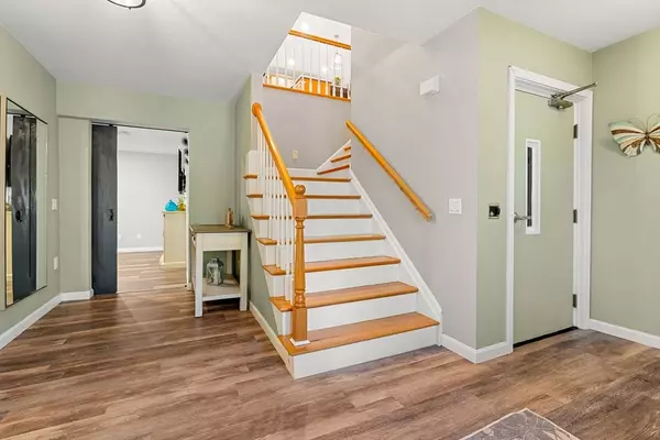 Melrose, MA 02176,28 Baldwin Avenue