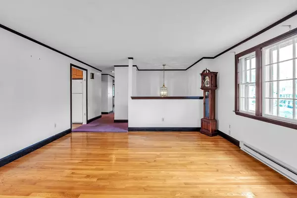 Hopkinton, MA 01748,8 Whalen