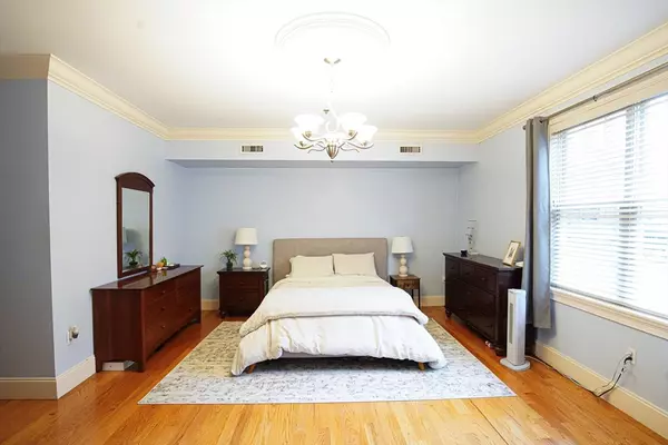 Boston, MA 02120,95 Dix Street #2