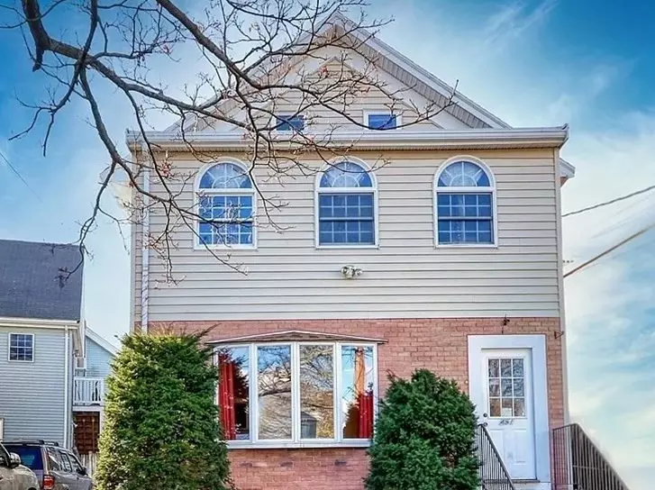 491 Central Street #1, Saugus, MA 01906