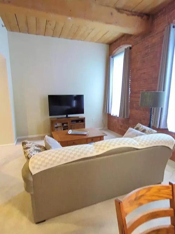 Lincoln, RI 02802,2 School #311