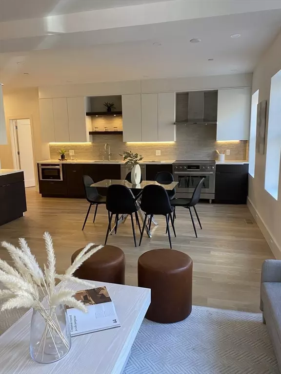 Brookline, MA 02446,65 Pleasant Street #1