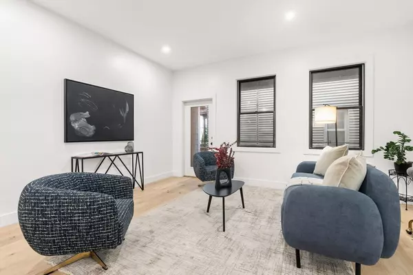 Boston, MA 02128,47 Condor #202