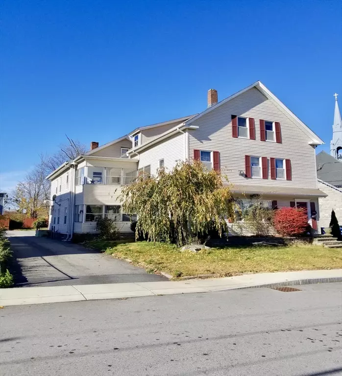 Webster, MA 01570,55 Granite St