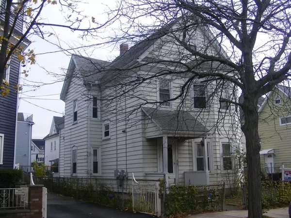 Everett, MA 02149,7 Plumer St