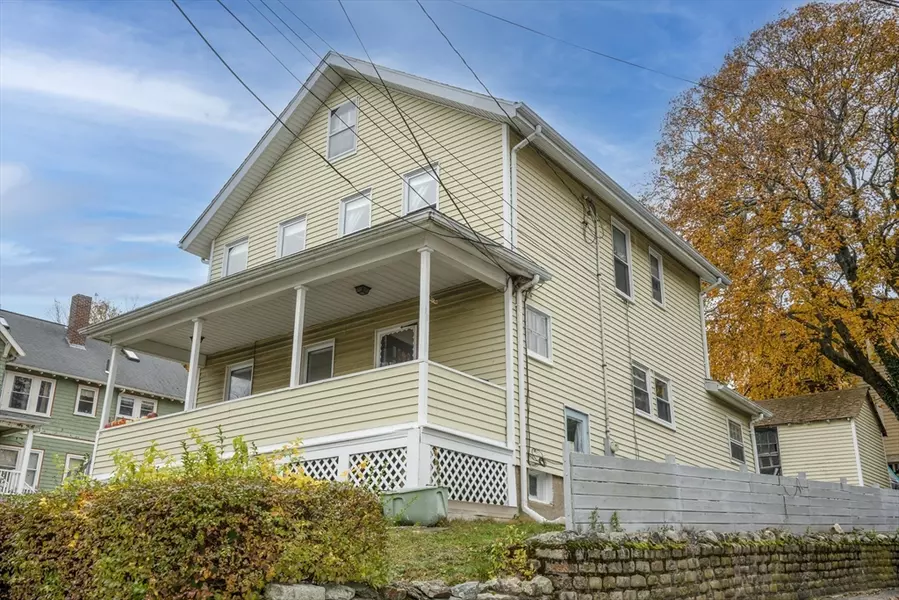 45 N Crescent Cir, Boston, MA 02135