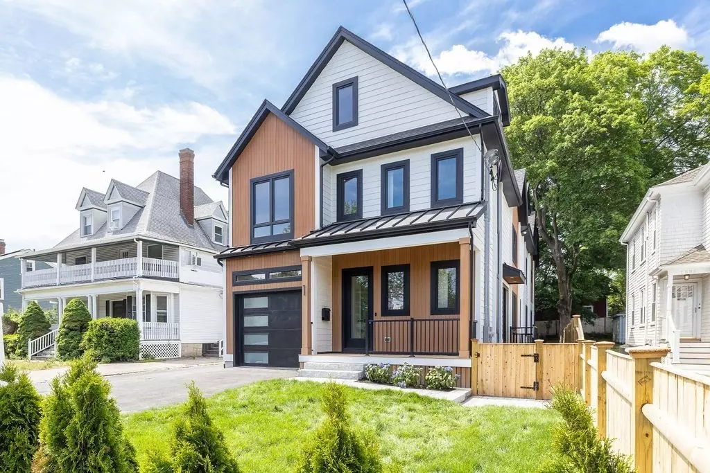 Newton, MA 02461,1597 Centre St. #1597