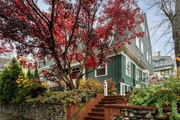 86 Avon Hill St, Cambridge, MA 02140