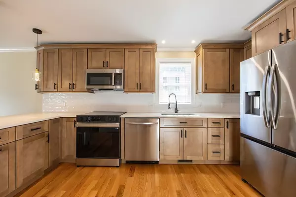 Attleboro, MA 02760,50 Pullman Ave #B