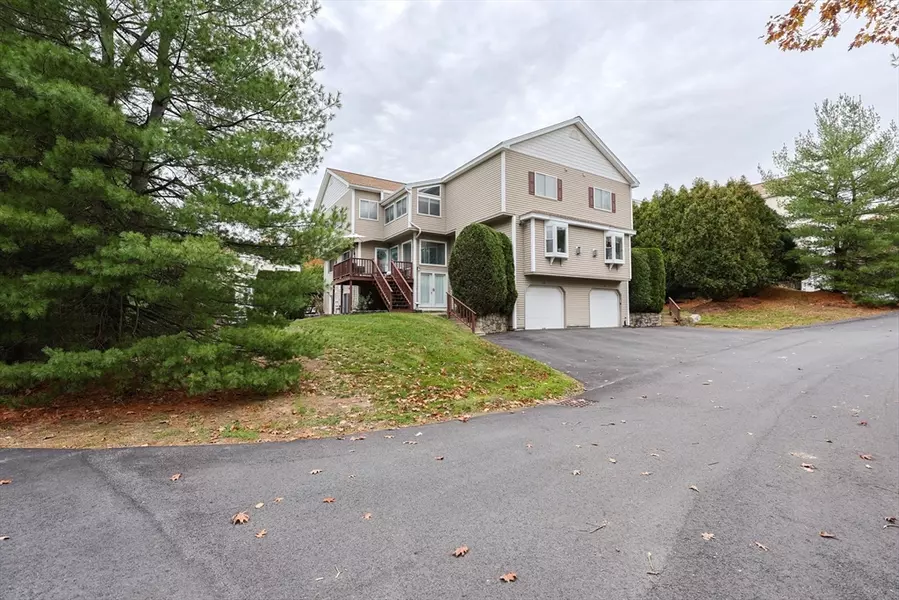 45 Half Crown Cir #45, Ashland, MA 01721