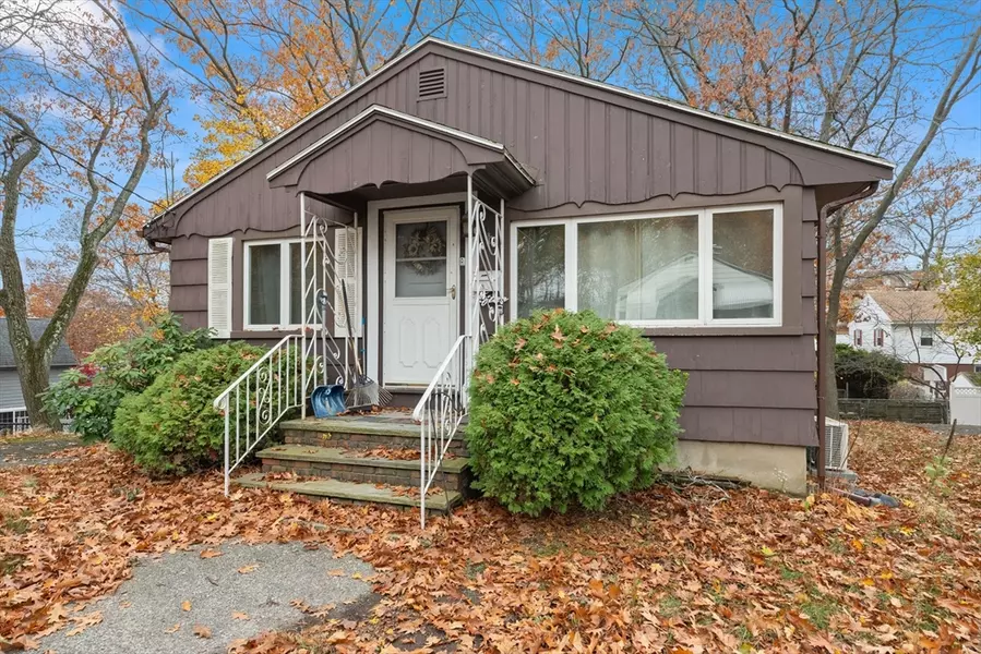 15 Quebec Court, Lynn, MA 01905