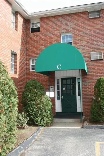 1304 Elm Street #4c, West Springfield, MA 01089