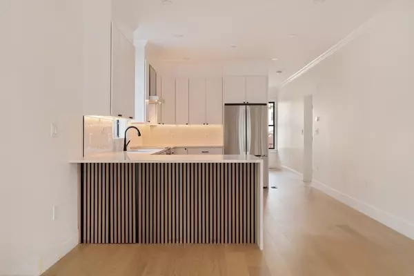 Somerville, MA 02145,36 Everett Ave