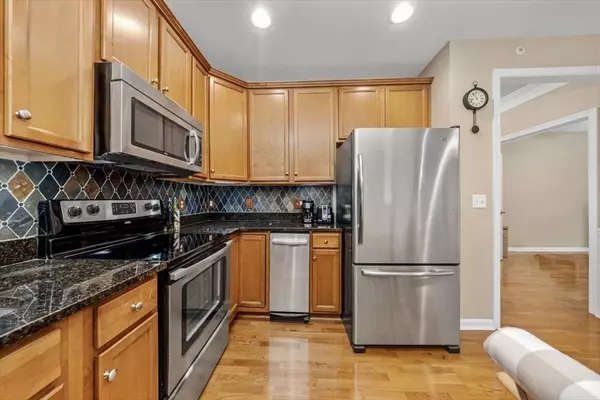 Braintree, MA 02184,414 John Mahar Hwy #A402