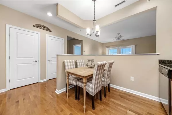 Braintree, MA 02184,414 John Mahar Hwy #A402