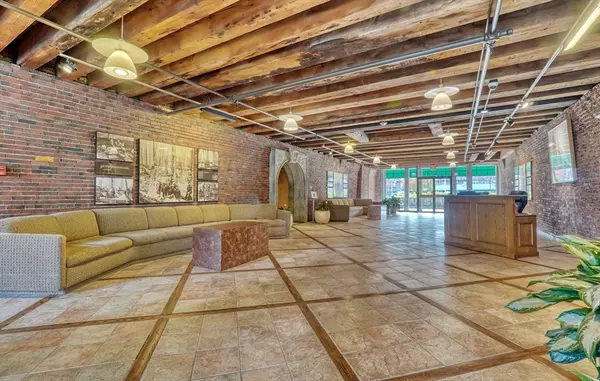 Boston, MA 02110,28-32 Atlantic Avenue #424